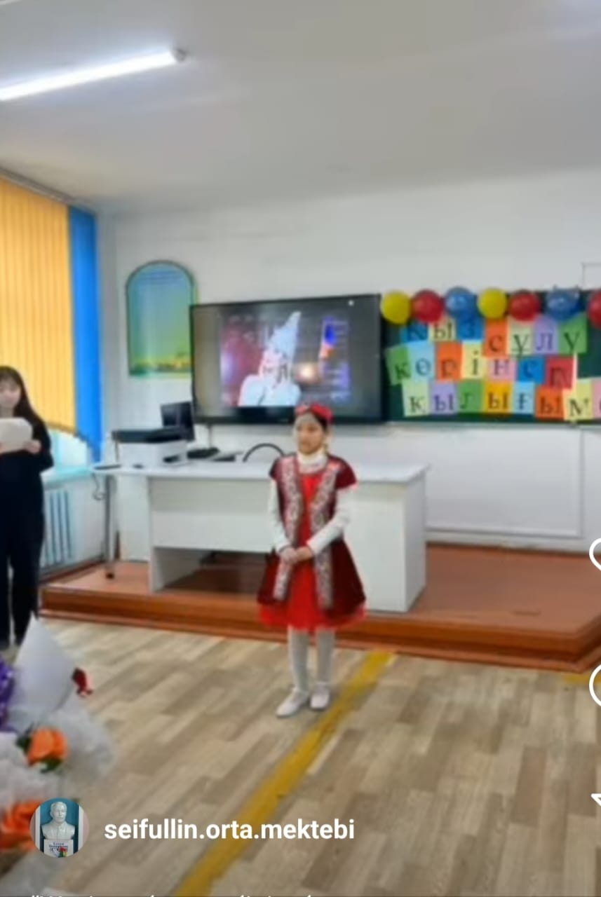 “Қыздар арасында” қыздар клубы жетекшісі Пазыл Арай 5 сыныптар арасында “ Қыз сұлу көрінер қылығымен” атты сайыс ұйымдастырды.